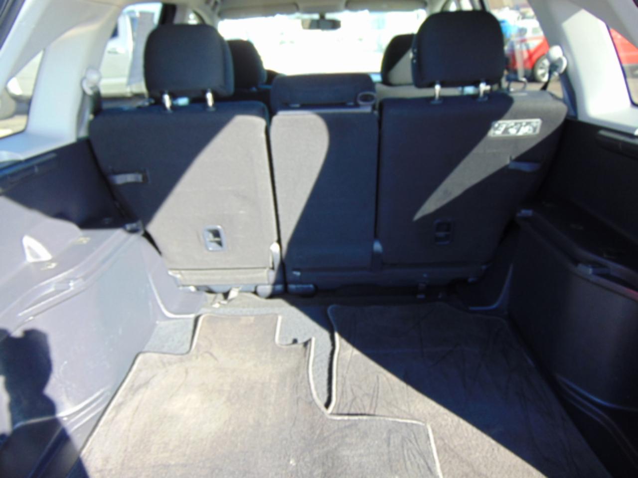 Honda CR-V SE 4WD 5-Speed AT 2011