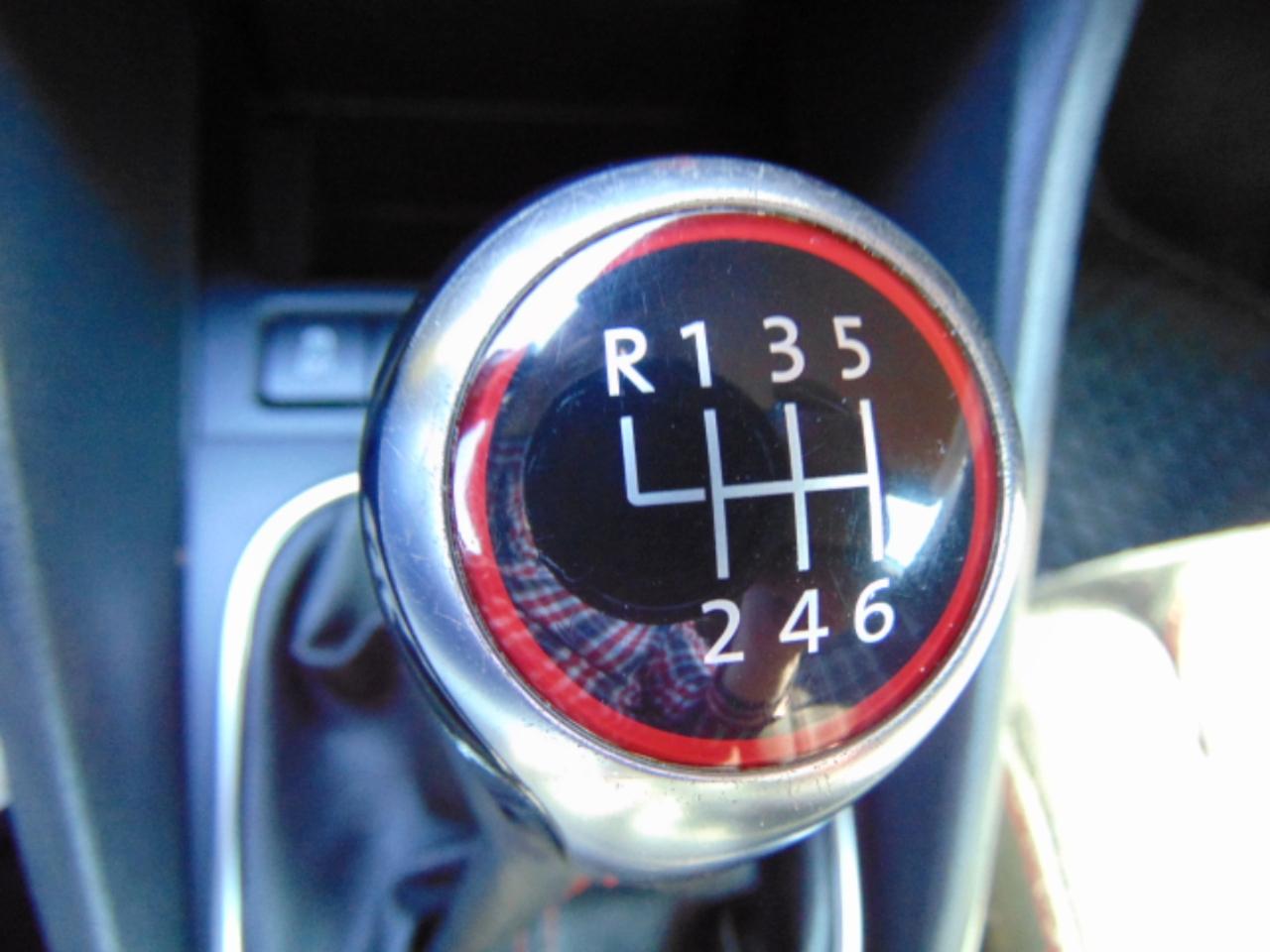 Volkswagen GTI 4-door 2012