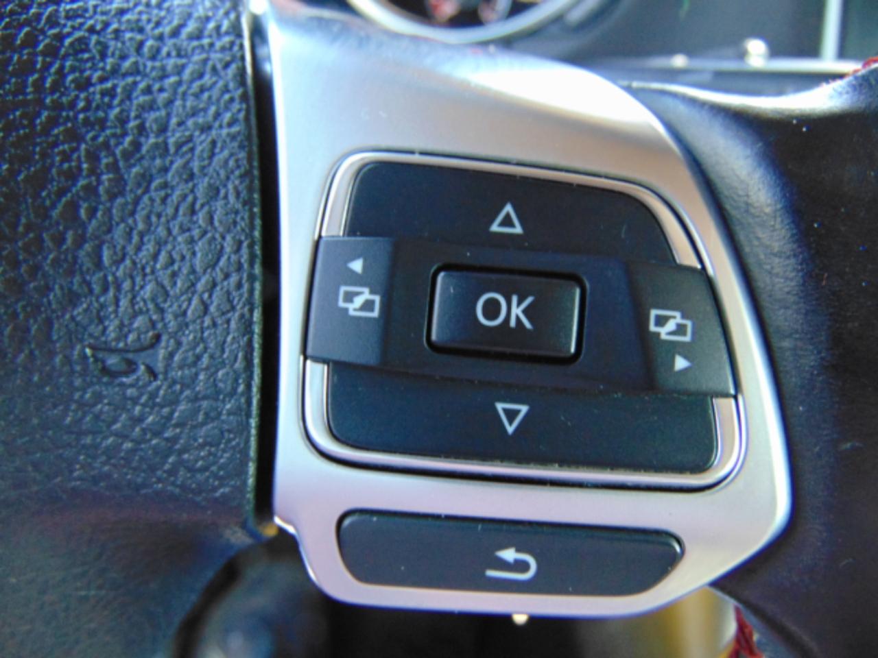 Volkswagen GTI 4-door 2012