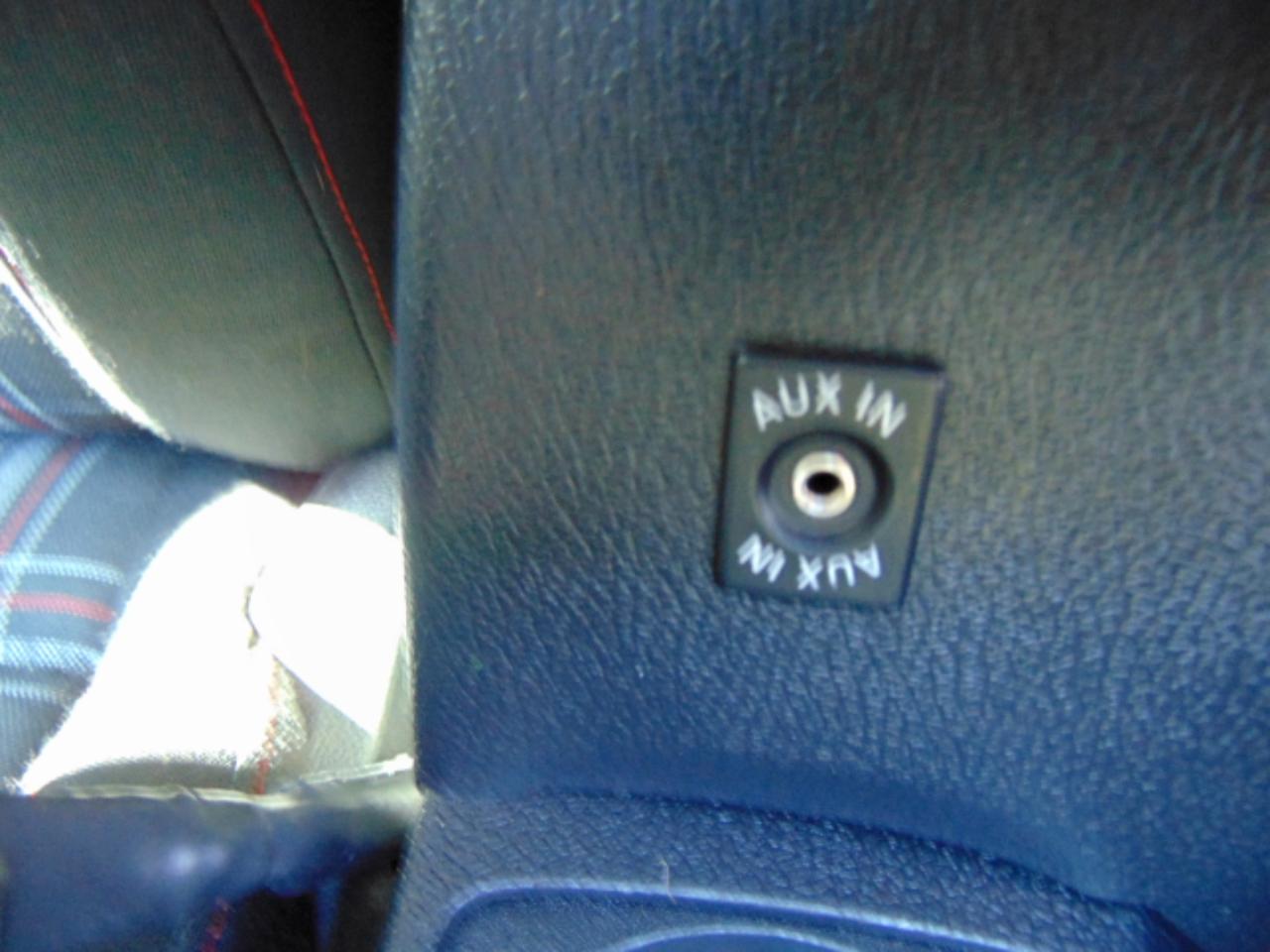 Volkswagen GTI 4-door 2012