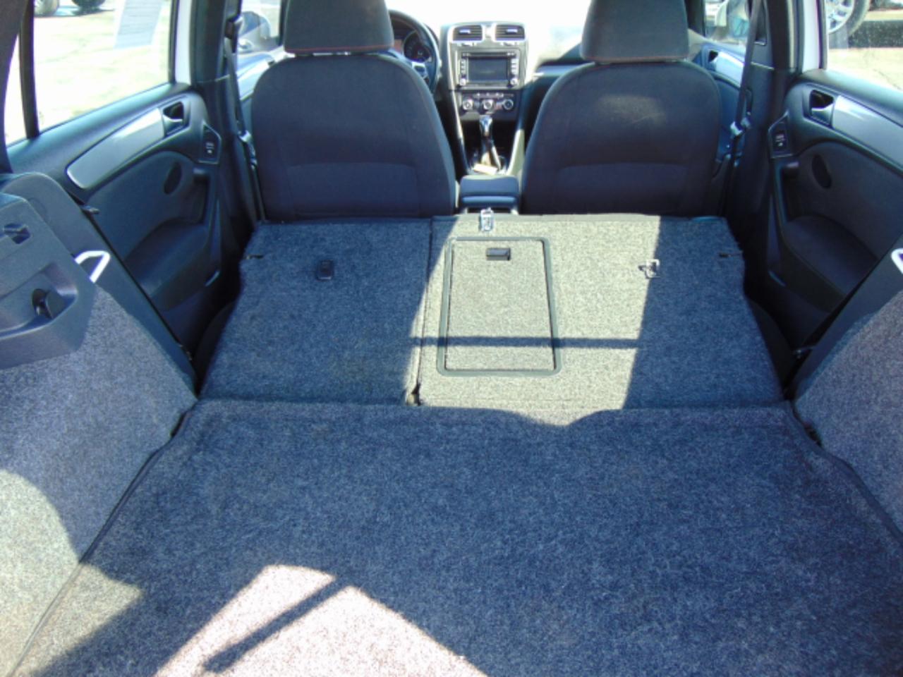 Volkswagen GTI 4-door 2012