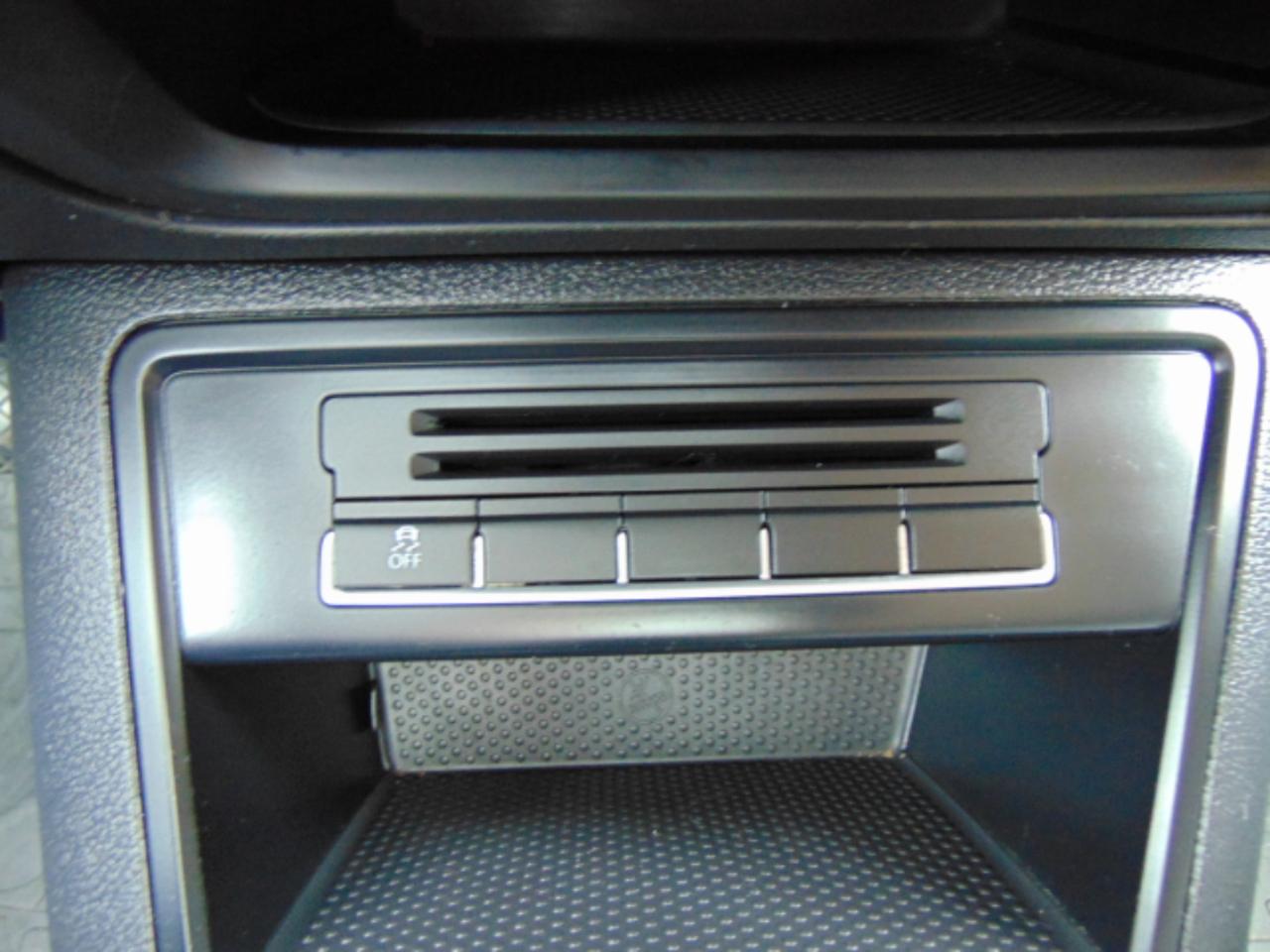 Volkswagen Tiguan S 4Motion 2012