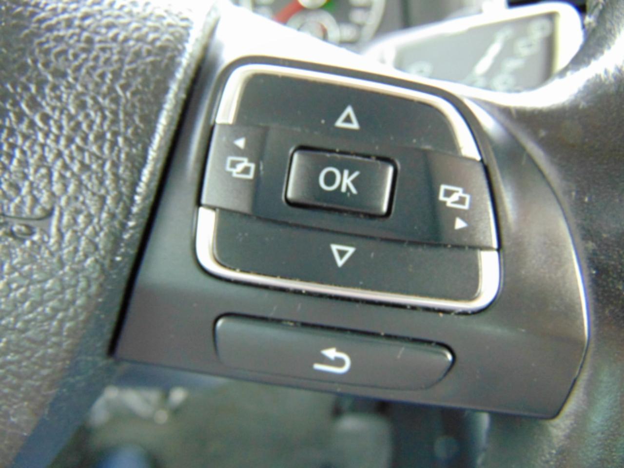 Volkswagen Tiguan S 4Motion 2012