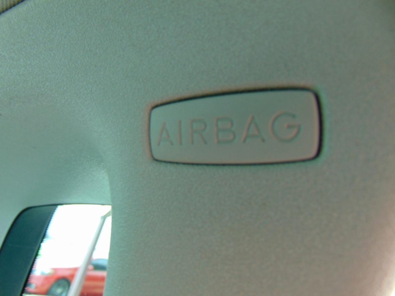 Volkswagen Tiguan S 4Motion 2012