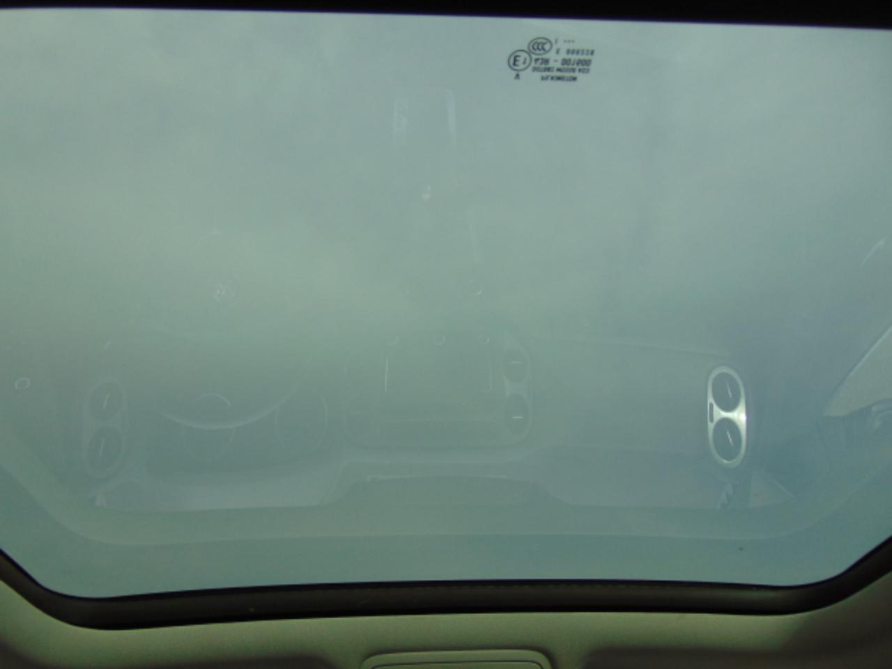 Volkswagen Tiguan S 4Motion 2012