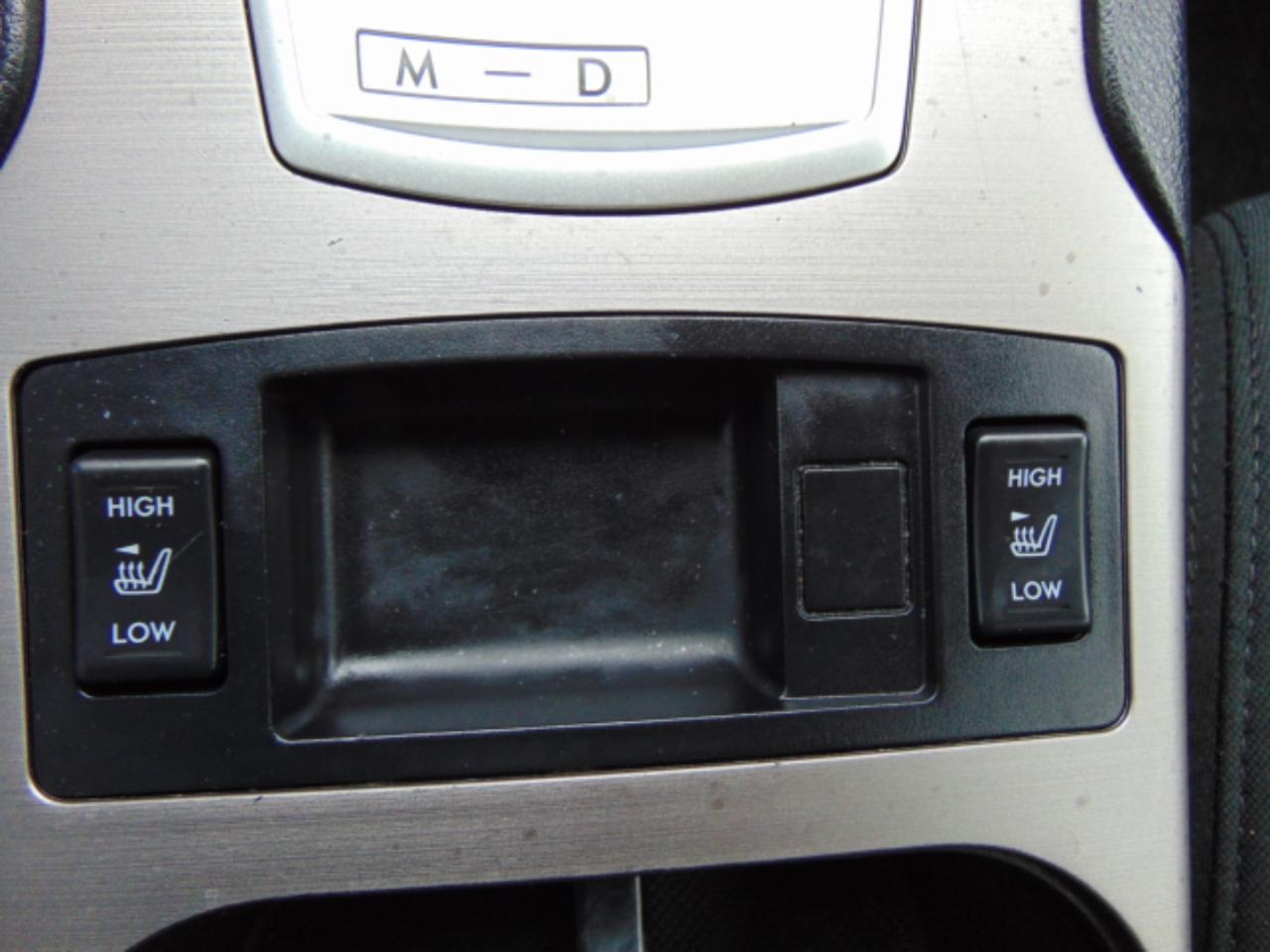 Subaru Outback 2.5i Premium 2013