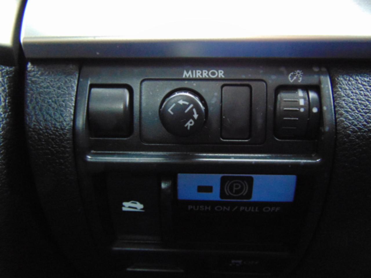 Subaru Outback 2.5i Premium 2013