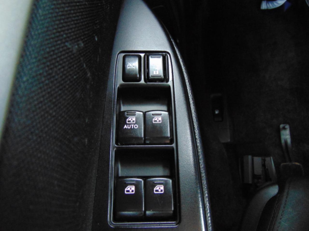 Subaru Outback 2.5i Premium 2013