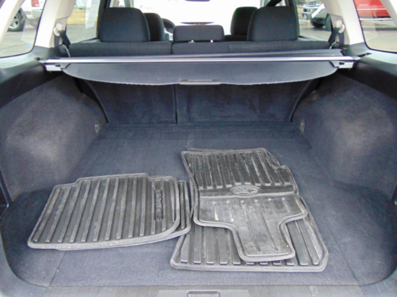 Subaru Outback 2.5i Premium 2013