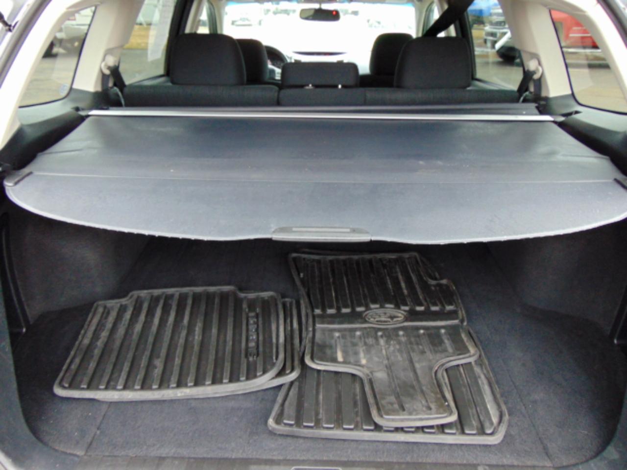 Subaru Outback 2.5i Premium 2013