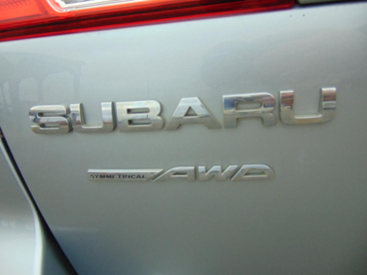 Subaru Outback 2.5i Premium 2013