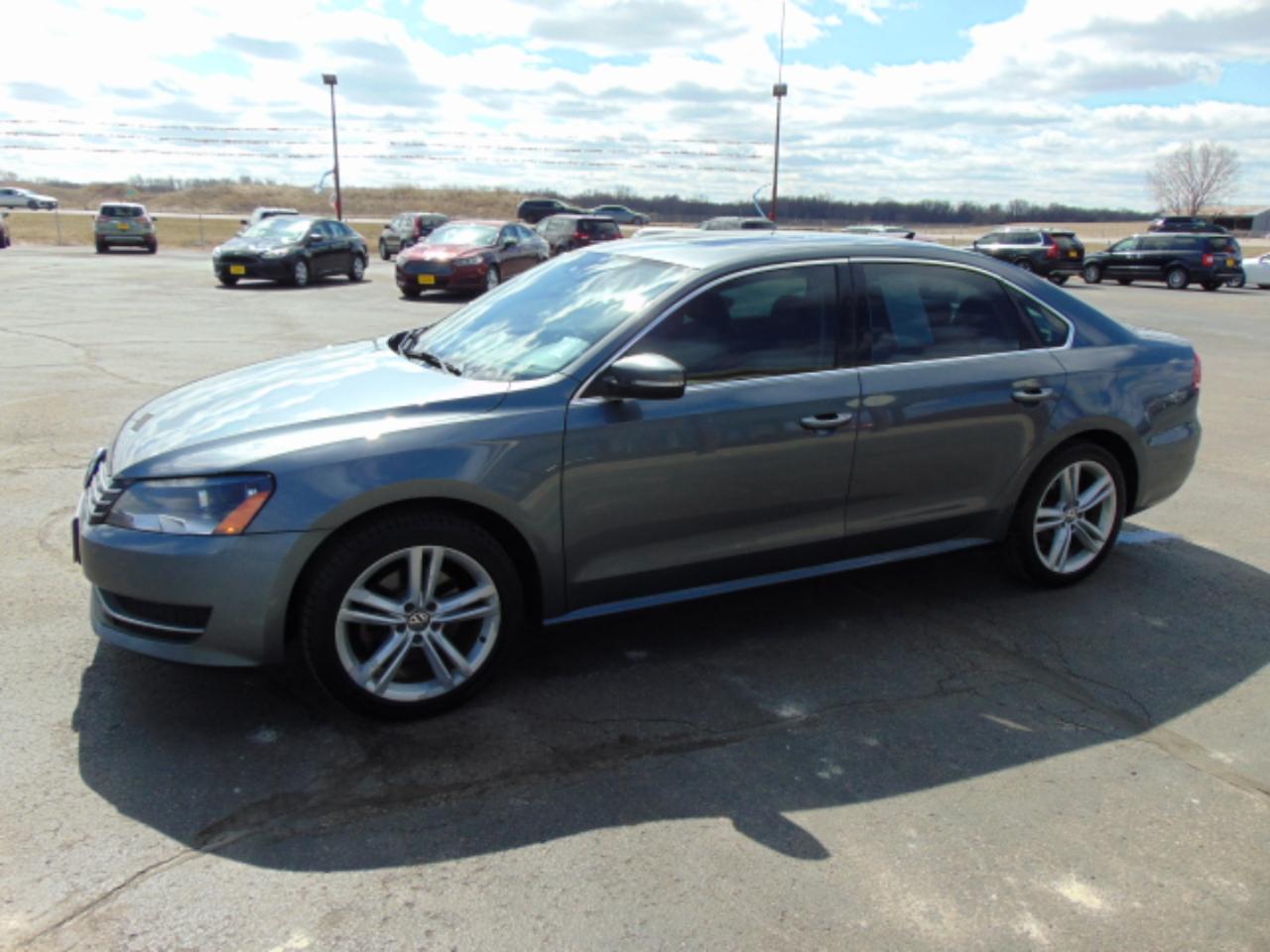 Volkswagen Passat 2.0L TDI SE AT 2014