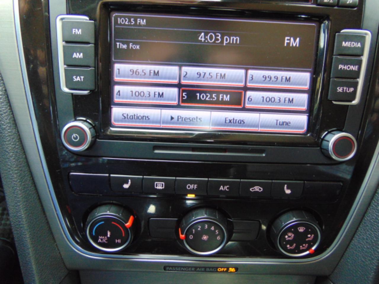 Volkswagen Passat 2.0L TDI SE AT 2014