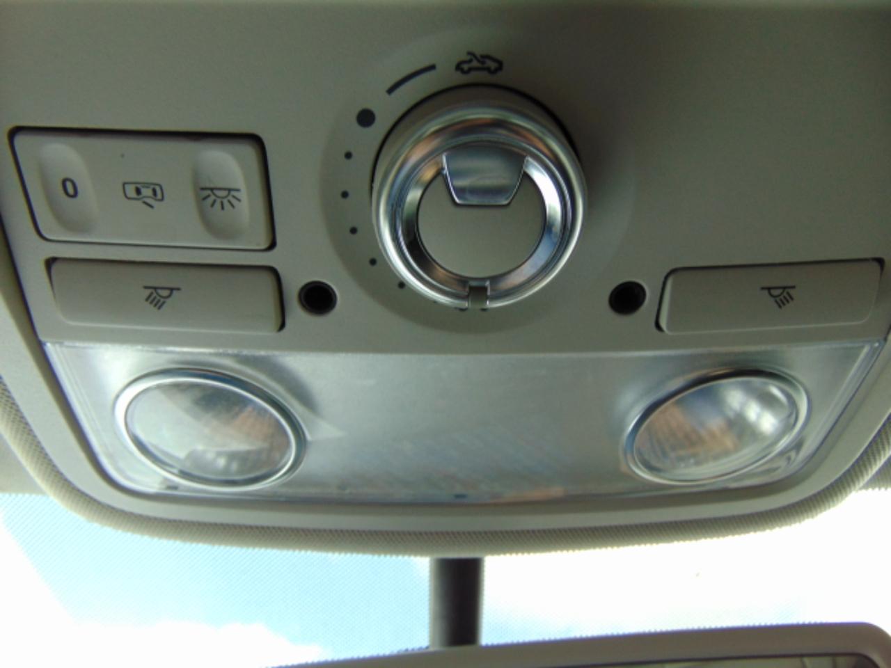 Volkswagen Passat 2.0L TDI SE AT 2014