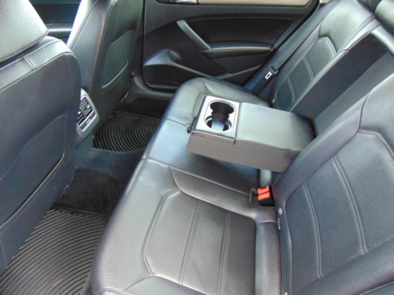 Volkswagen Passat 2.0L TDI SE AT 2014