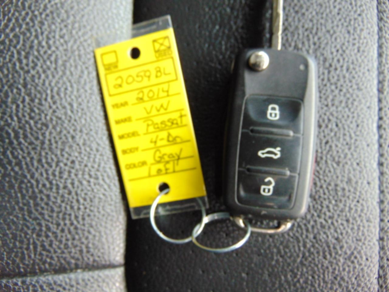 Volkswagen Passat 2.0L TDI SE AT 2014