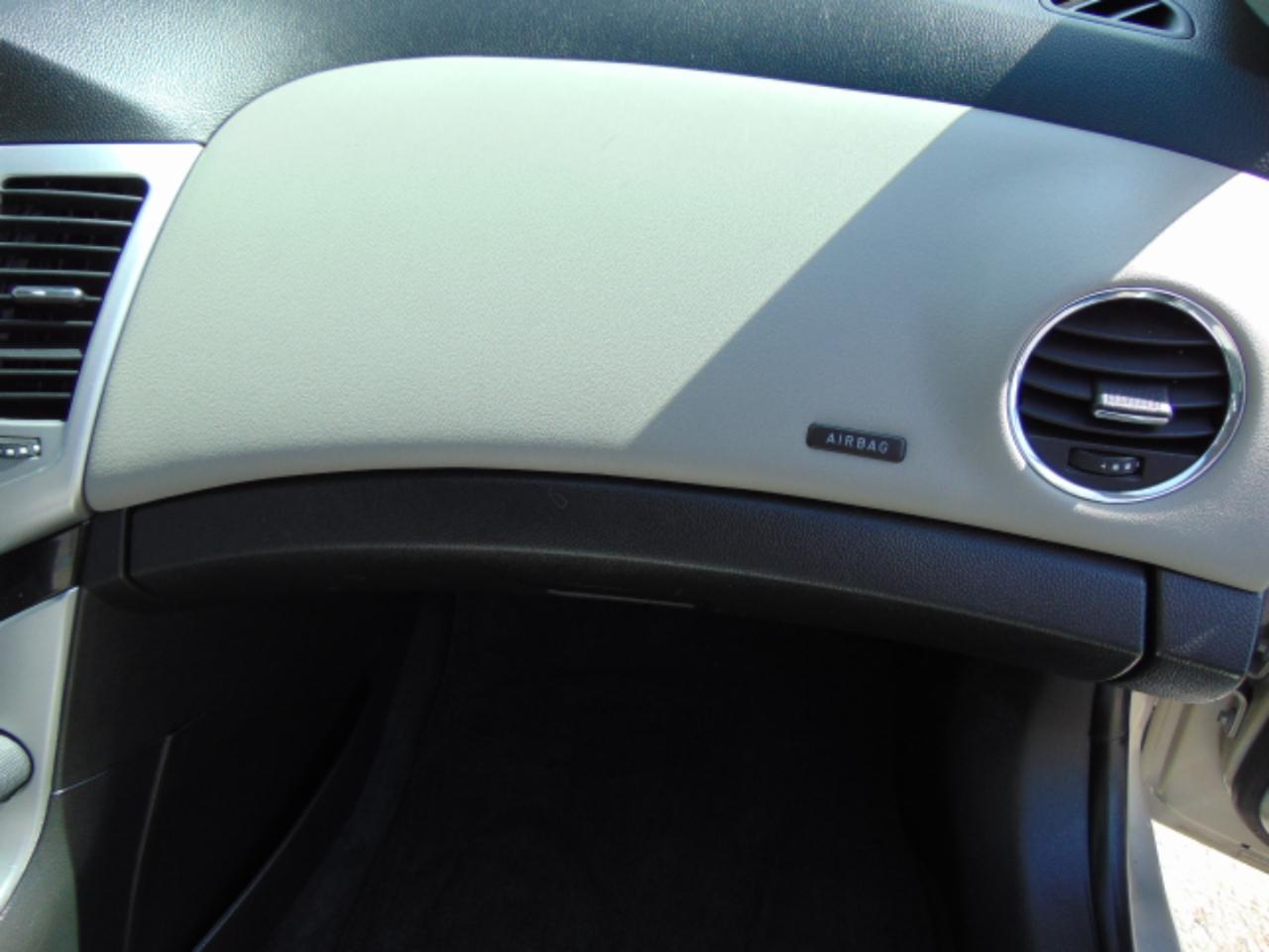 Chevrolet Cruze 1LT Auto 2013