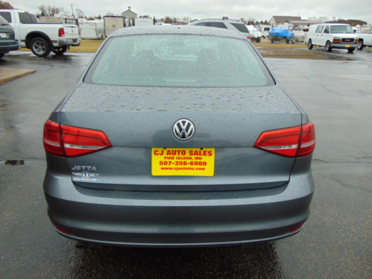 Volkswagen Jetta S 6A 2015