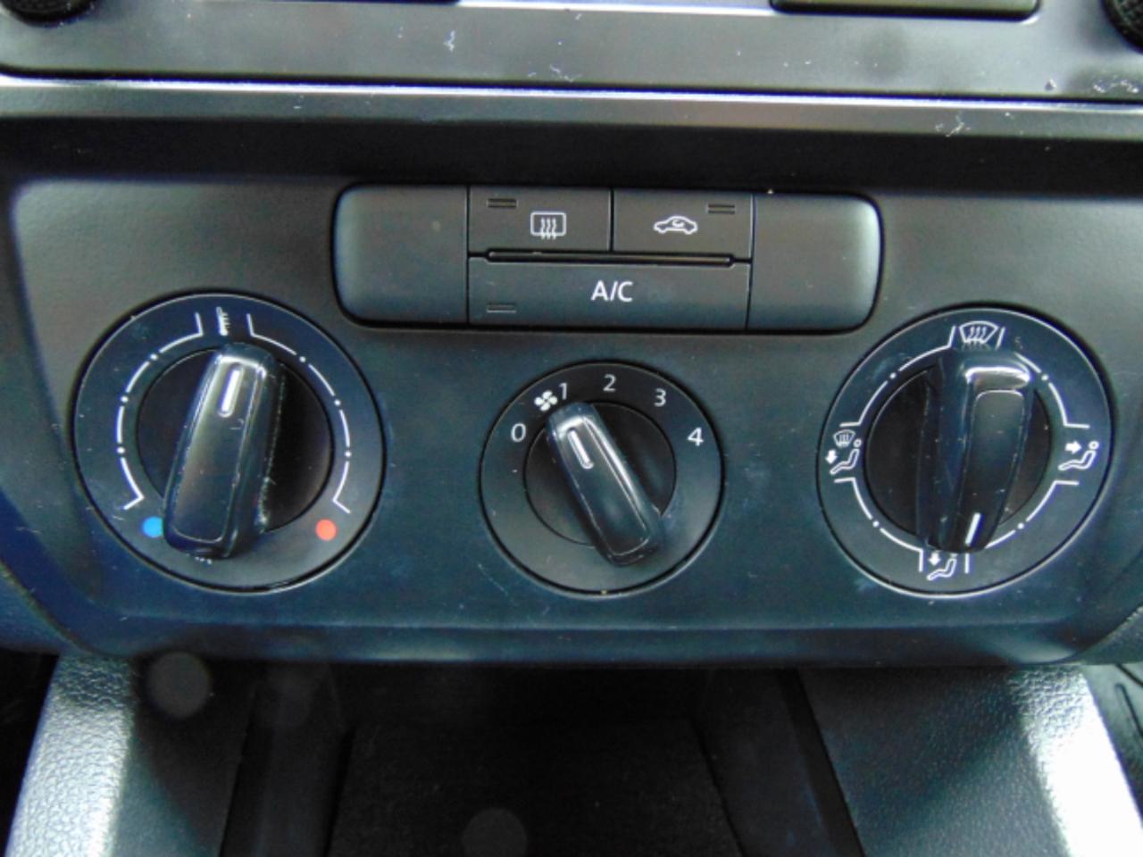 Volkswagen Jetta S 6A 2015