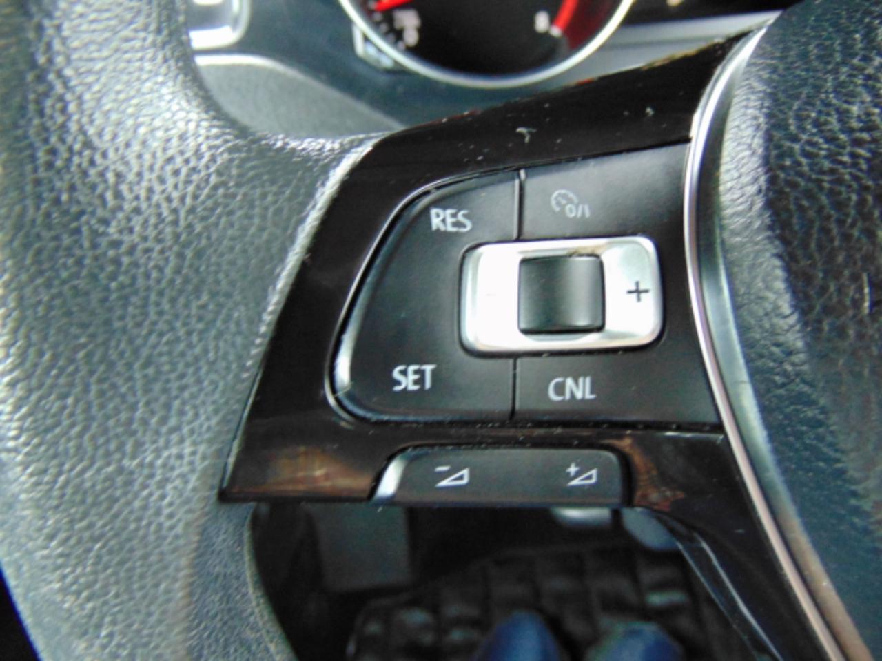 Volkswagen Jetta S 6A 2015