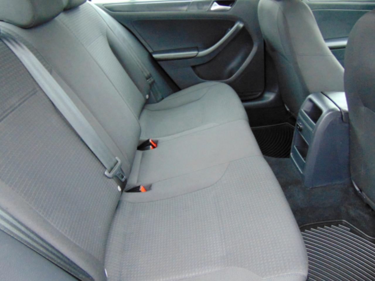 Volkswagen Jetta S 6A 2015