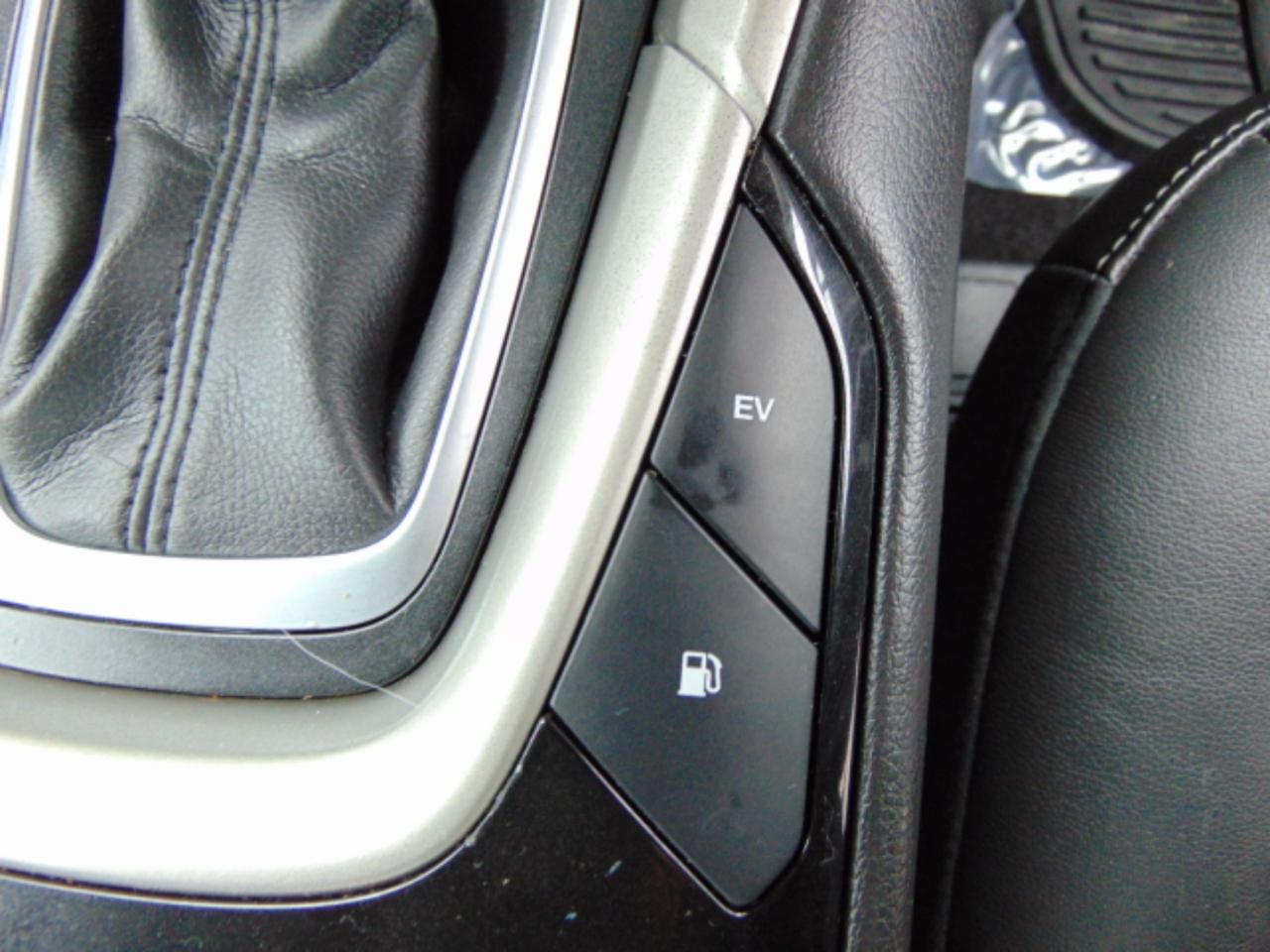 Ford Fusion Energi SE 2014