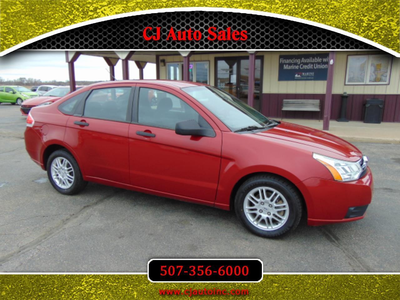 Ford Focus SE Sedan 2011