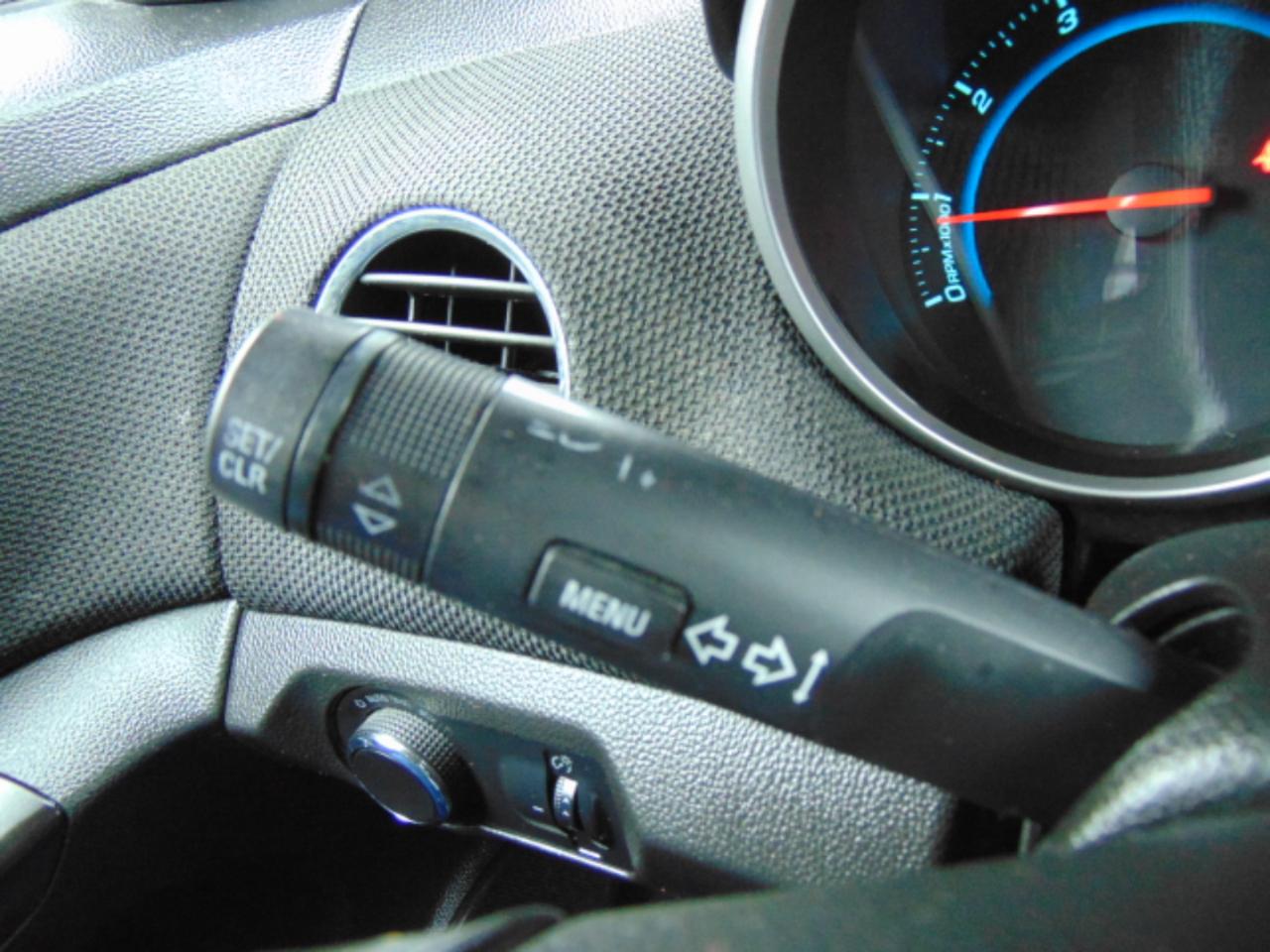 Chevrolet Cruze 1LT Manual 2014