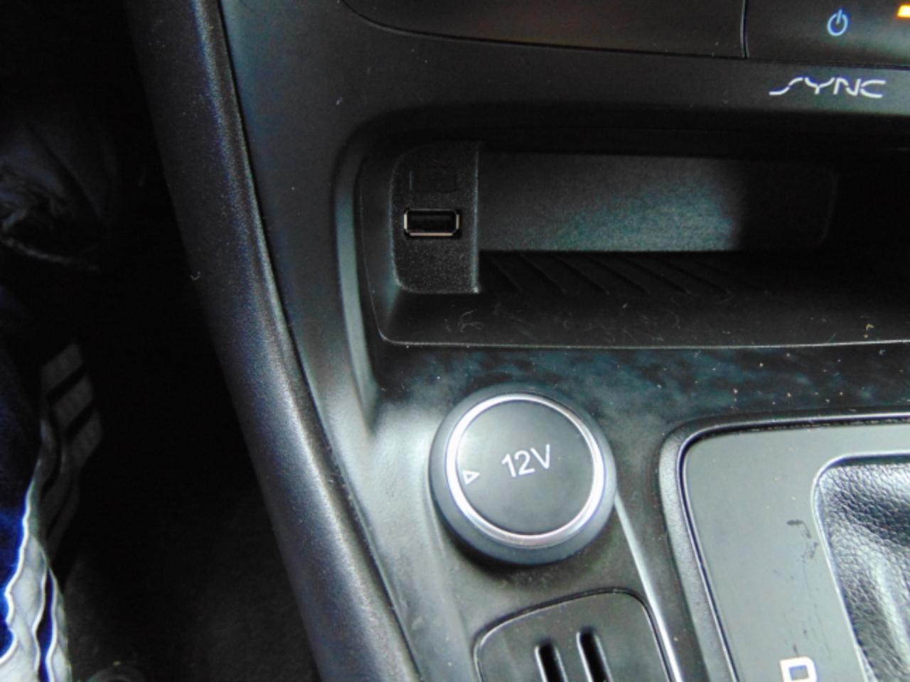 Ford Focus SE Hatch 2015