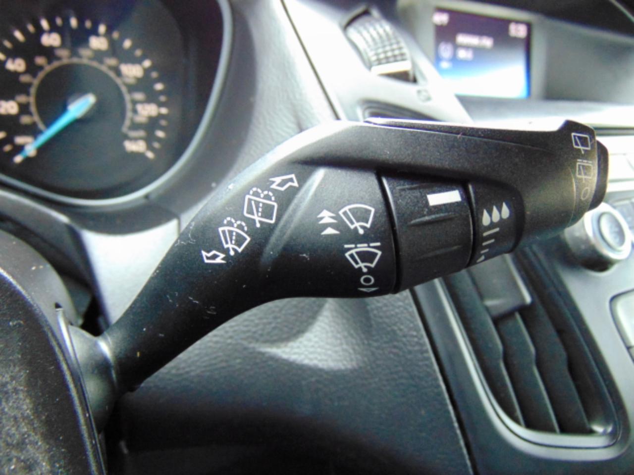 Ford Focus SE Hatch 2015