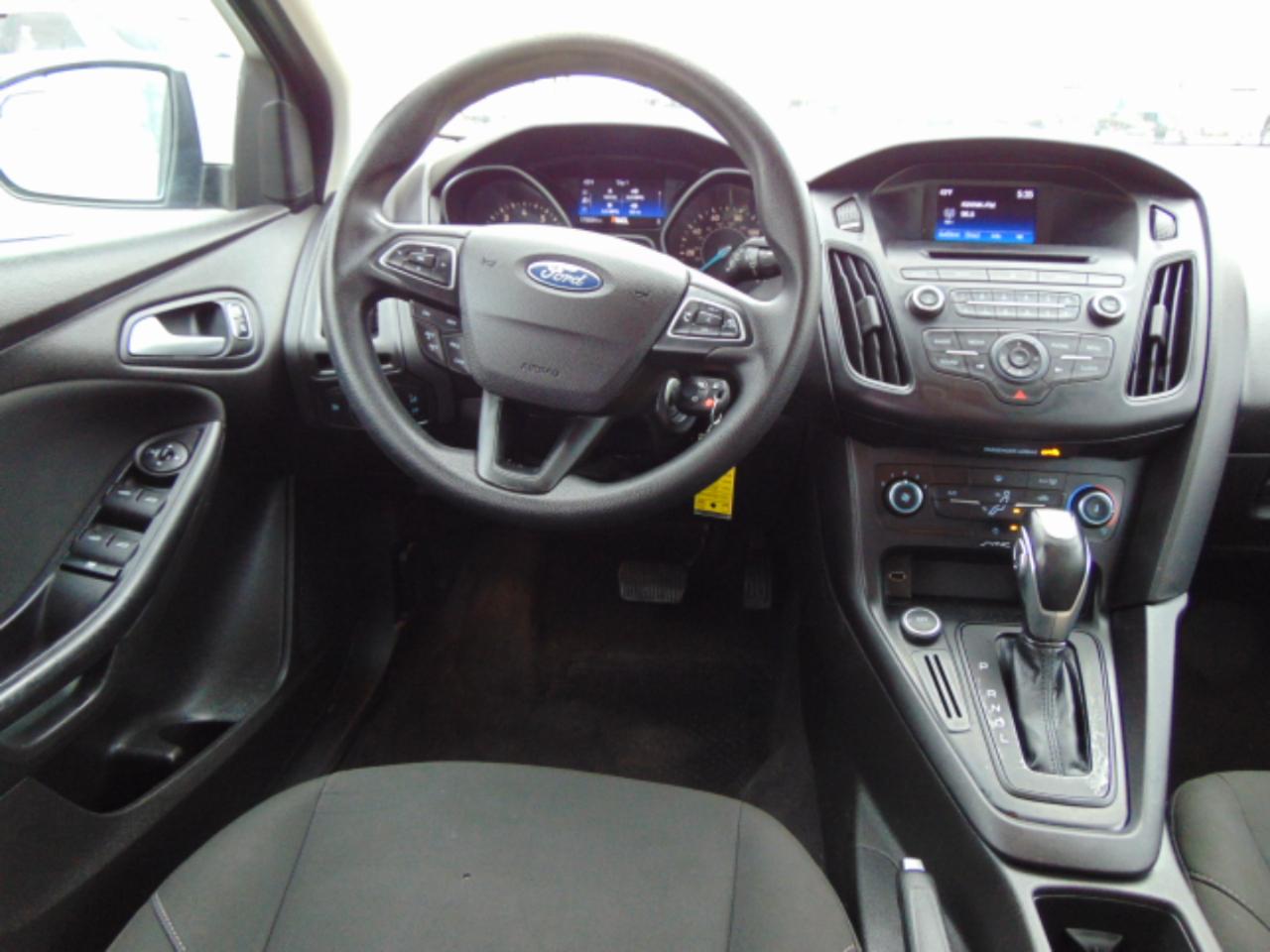 Ford Focus SE Hatch 2015