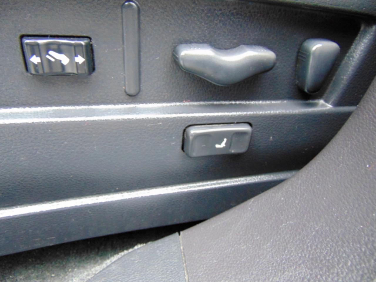 Nissan Murano SL 4D SUV AWD 2006