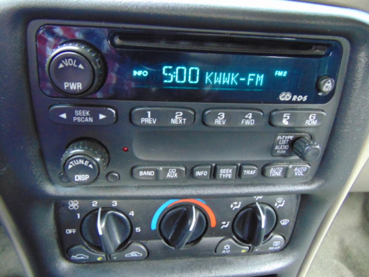 Chevrolet Malibu Base 2002