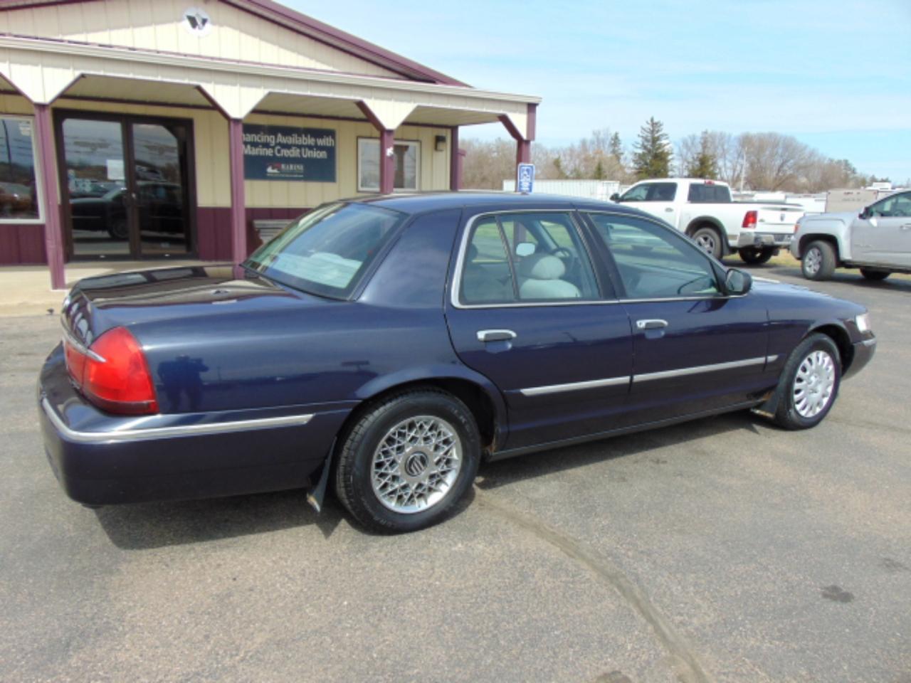 Mercury Grand Marquis GS 2000
