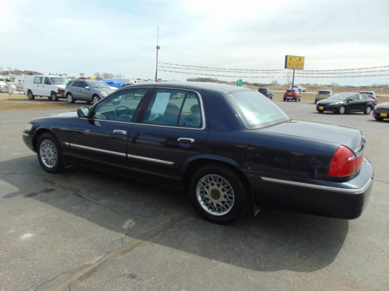 Mercury Grand Marquis GS 2000