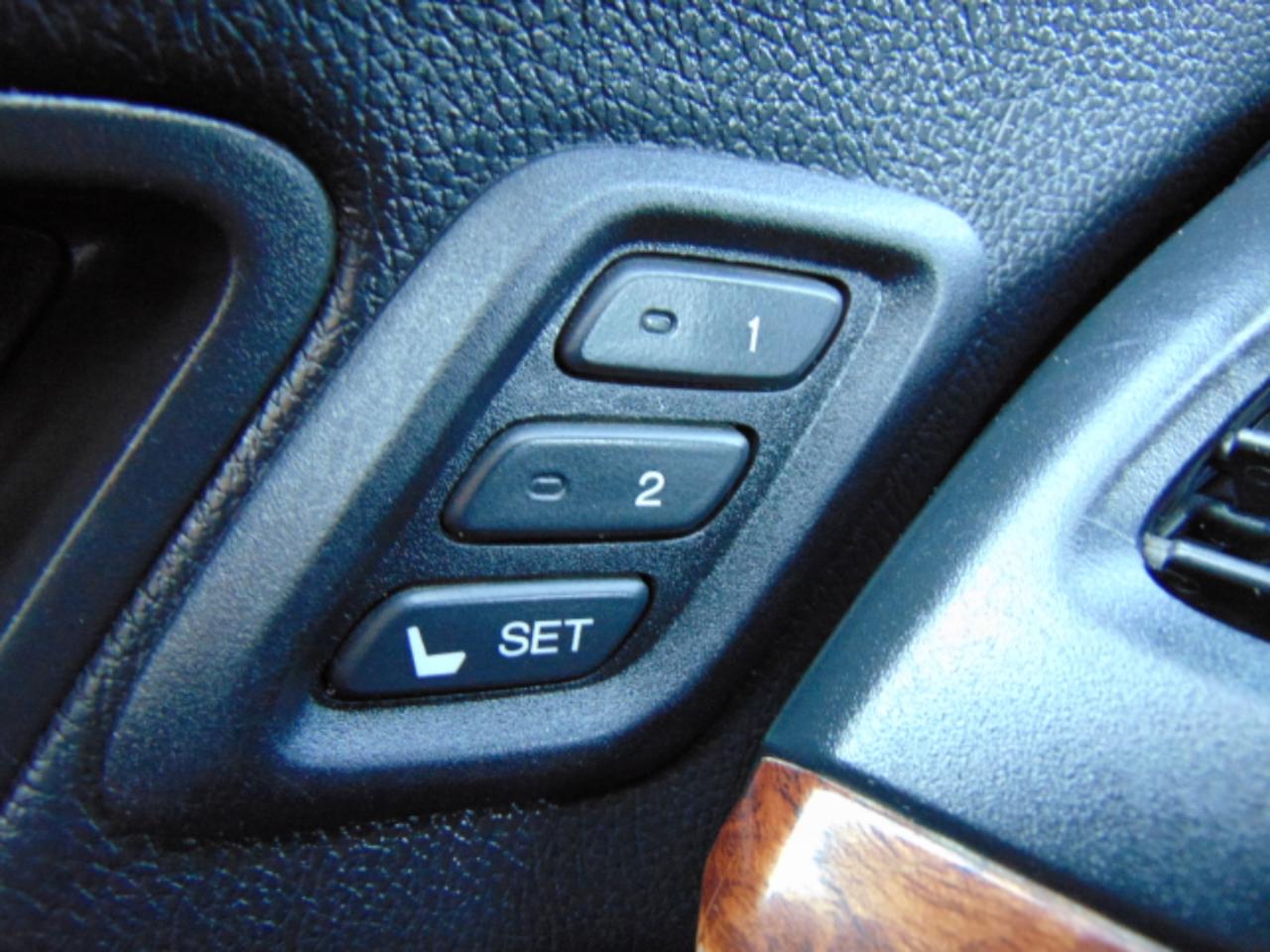 Honda Accord Crosstour EX-L 4WD 5-Spd AT 2011