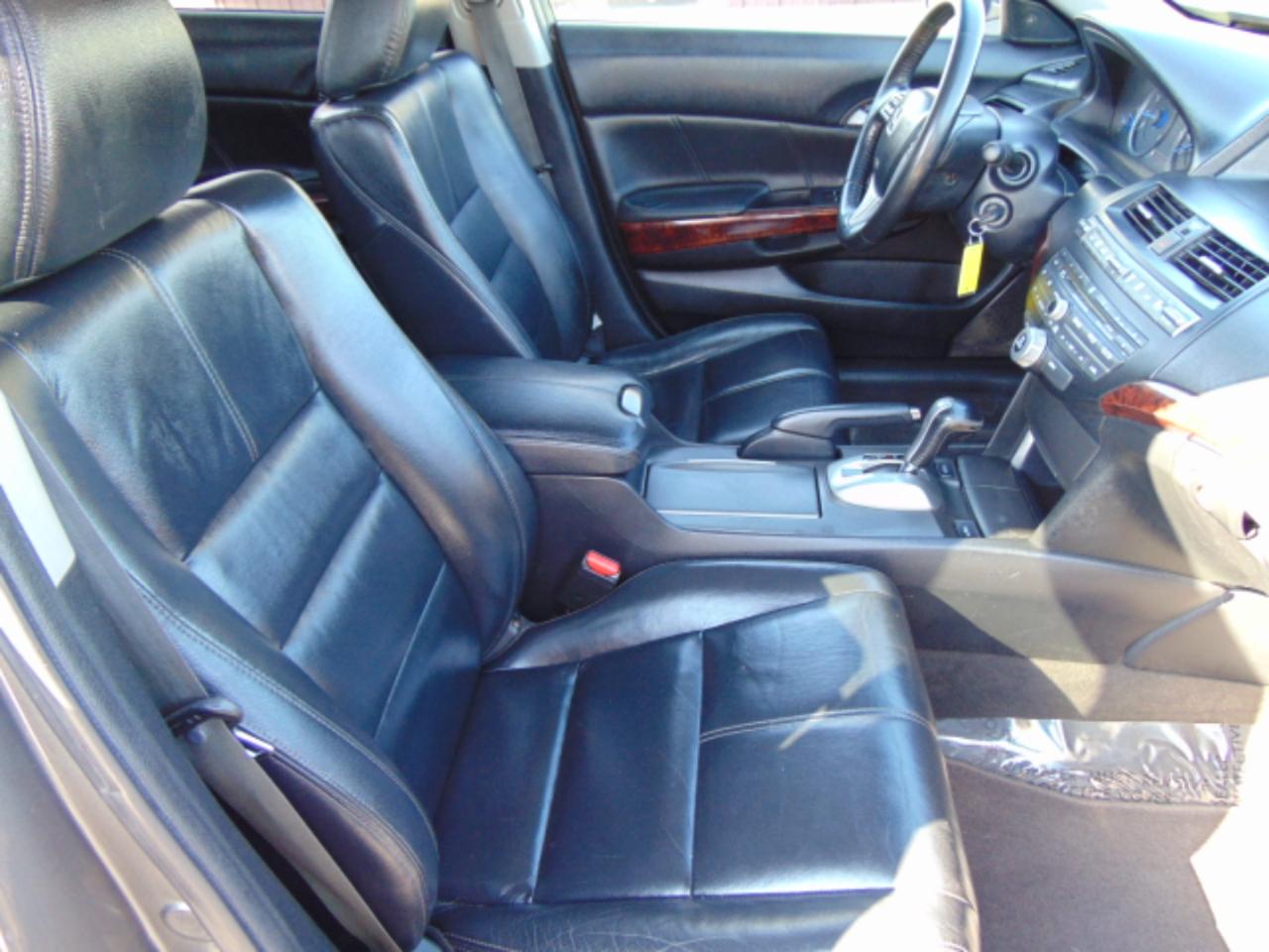 Honda Accord Crosstour EX-L 4WD 5-Spd AT 2011