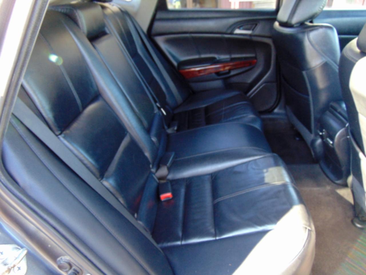 Honda Accord Crosstour EX-L 4WD 5-Spd AT 2011