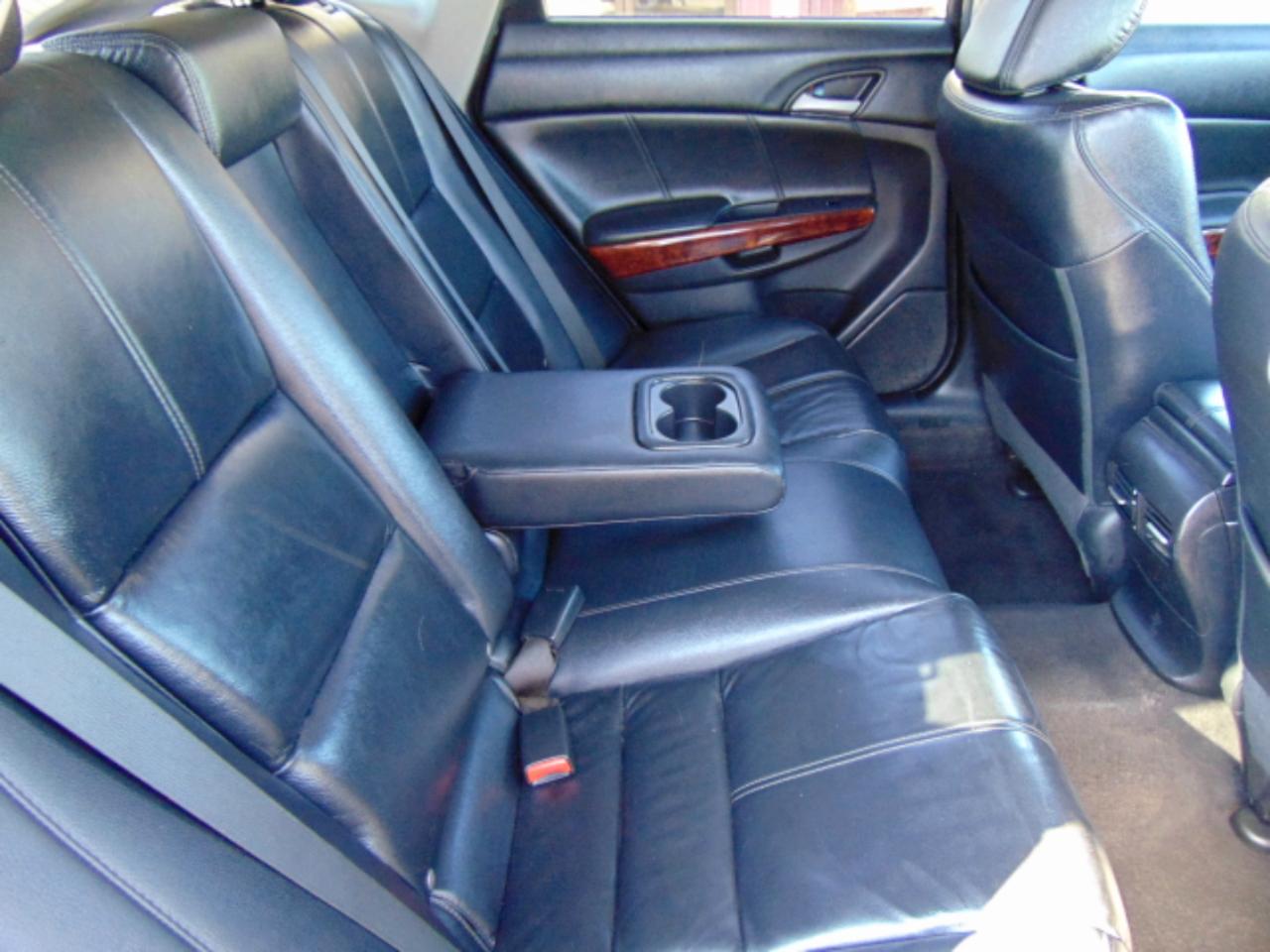 Honda Accord Crosstour EX-L 4WD 5-Spd AT 2011