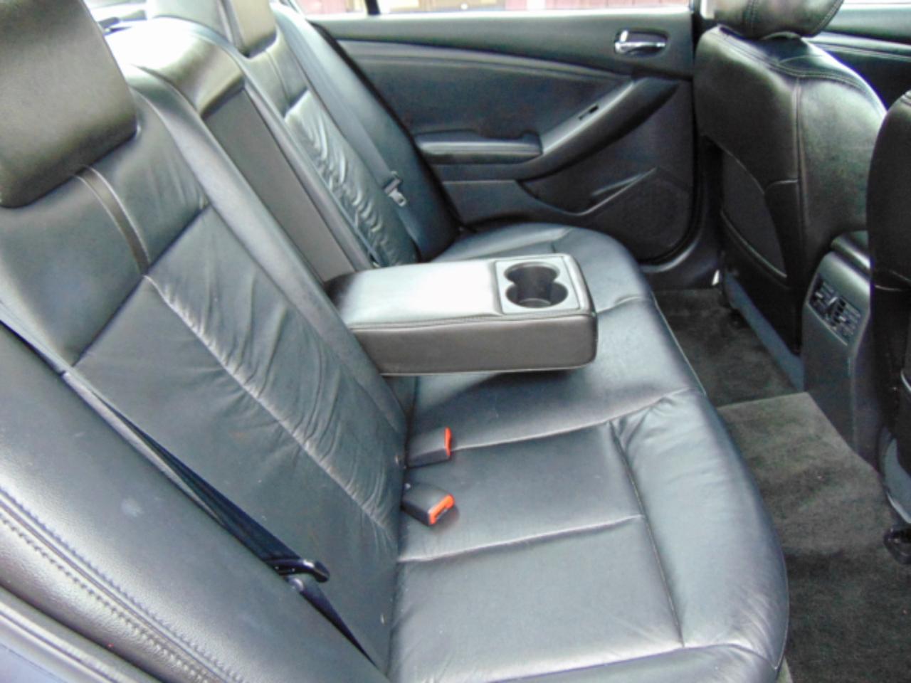 Nissan Altima 2.5 SL 2010