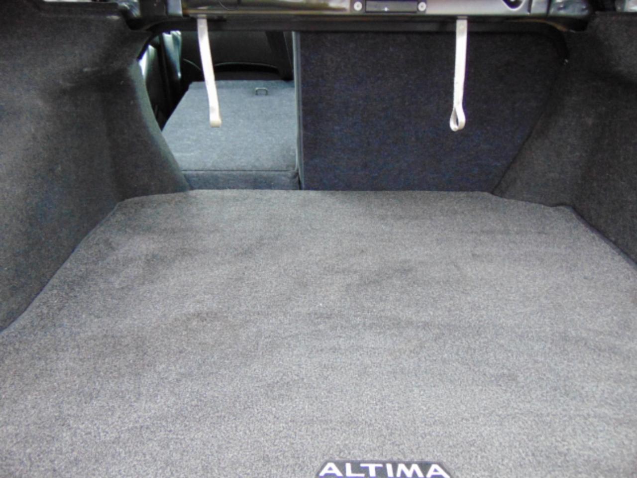 Nissan Altima 2.5 SL 2010