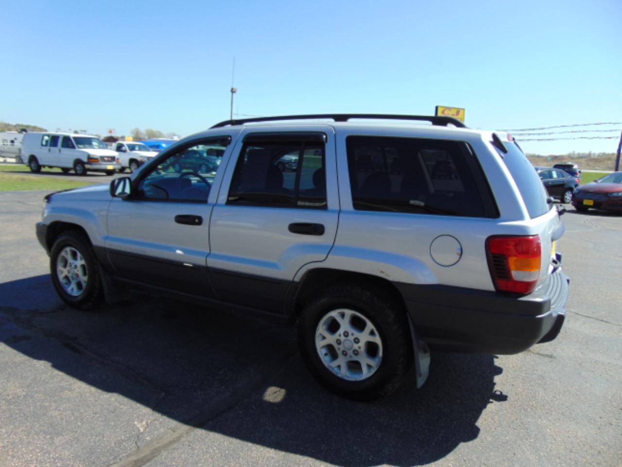 Jeep Grand Cherokee Laredo 4WD 2003