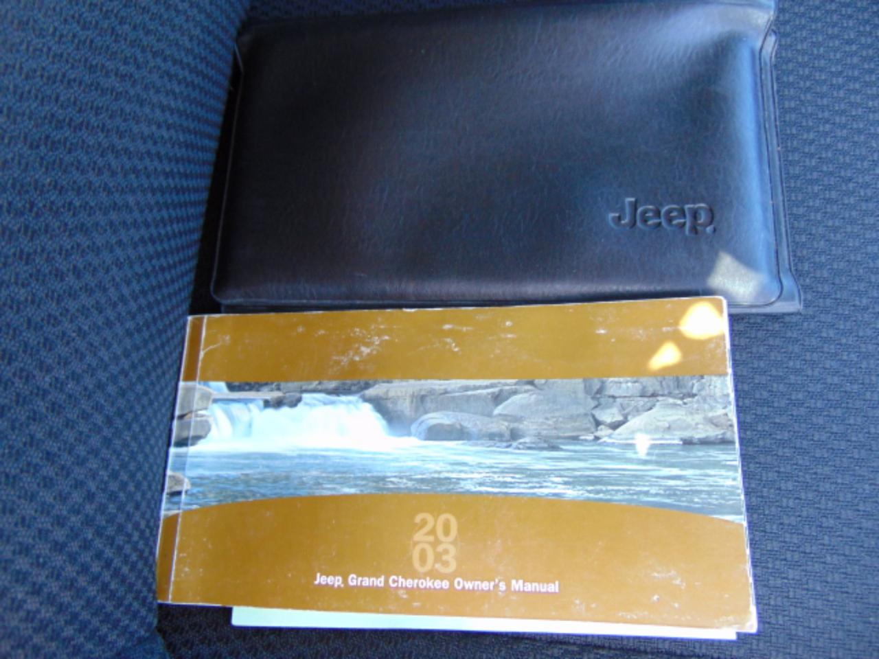 Jeep Grand Cherokee Laredo 4WD 2003