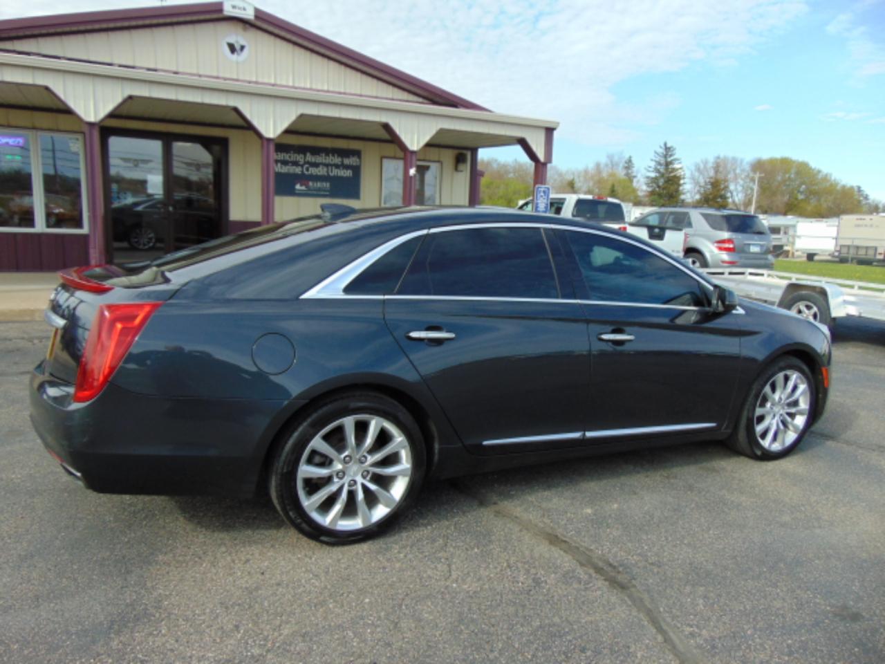 Cadillac XTS Luxury AWD 2016