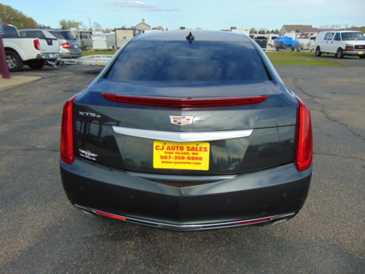 Cadillac XTS Luxury AWD 2016