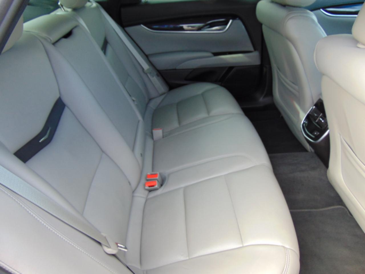 Cadillac XTS Luxury AWD 2016