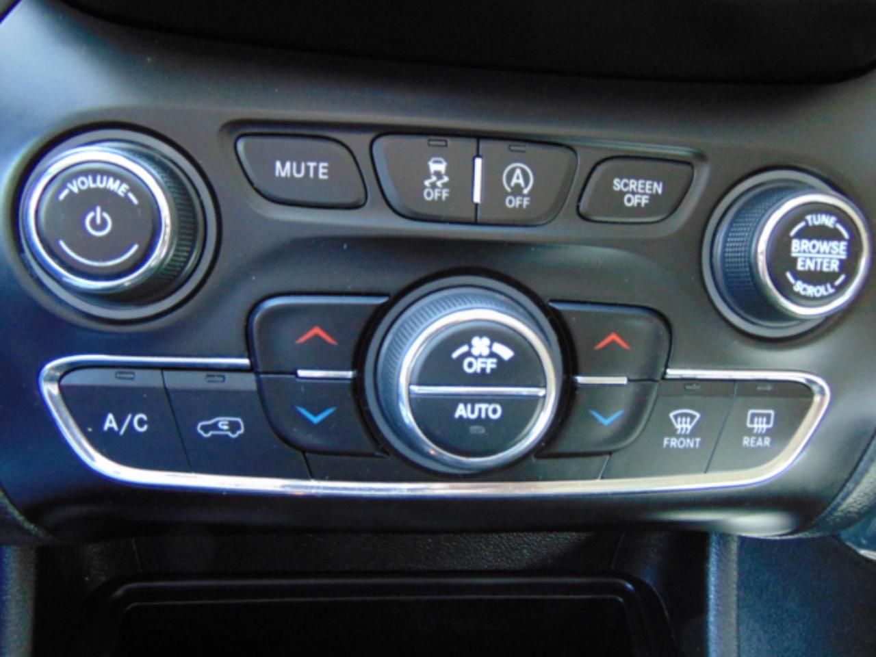 Jeep Cherokee Limited 4WD 2020