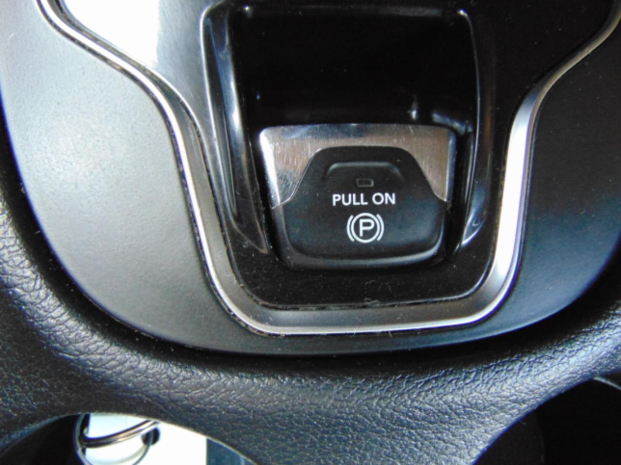 Jeep Cherokee Limited 4WD 2020