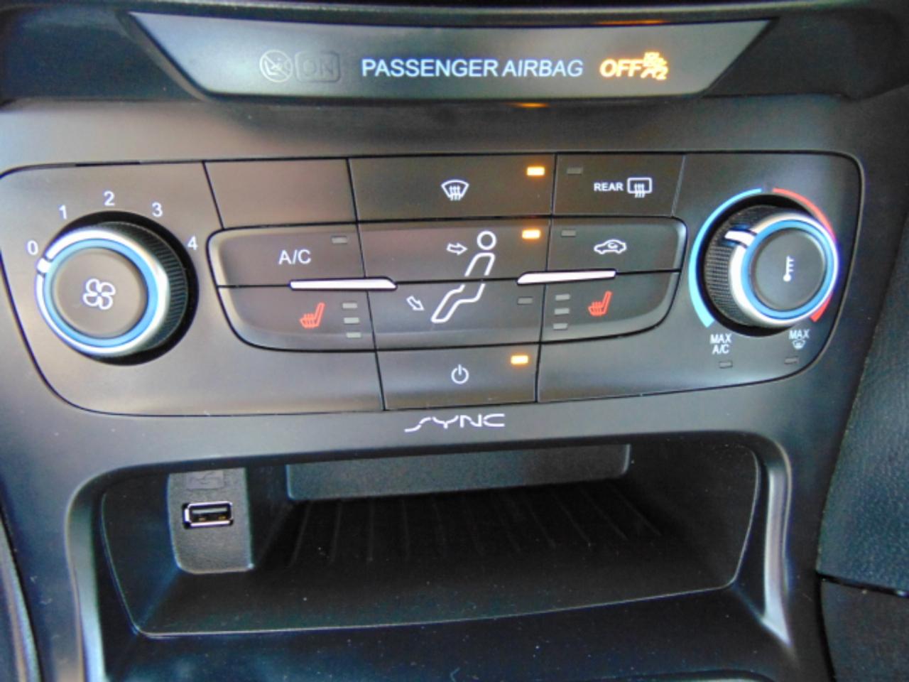 Ford Focus SE Sedan 2018