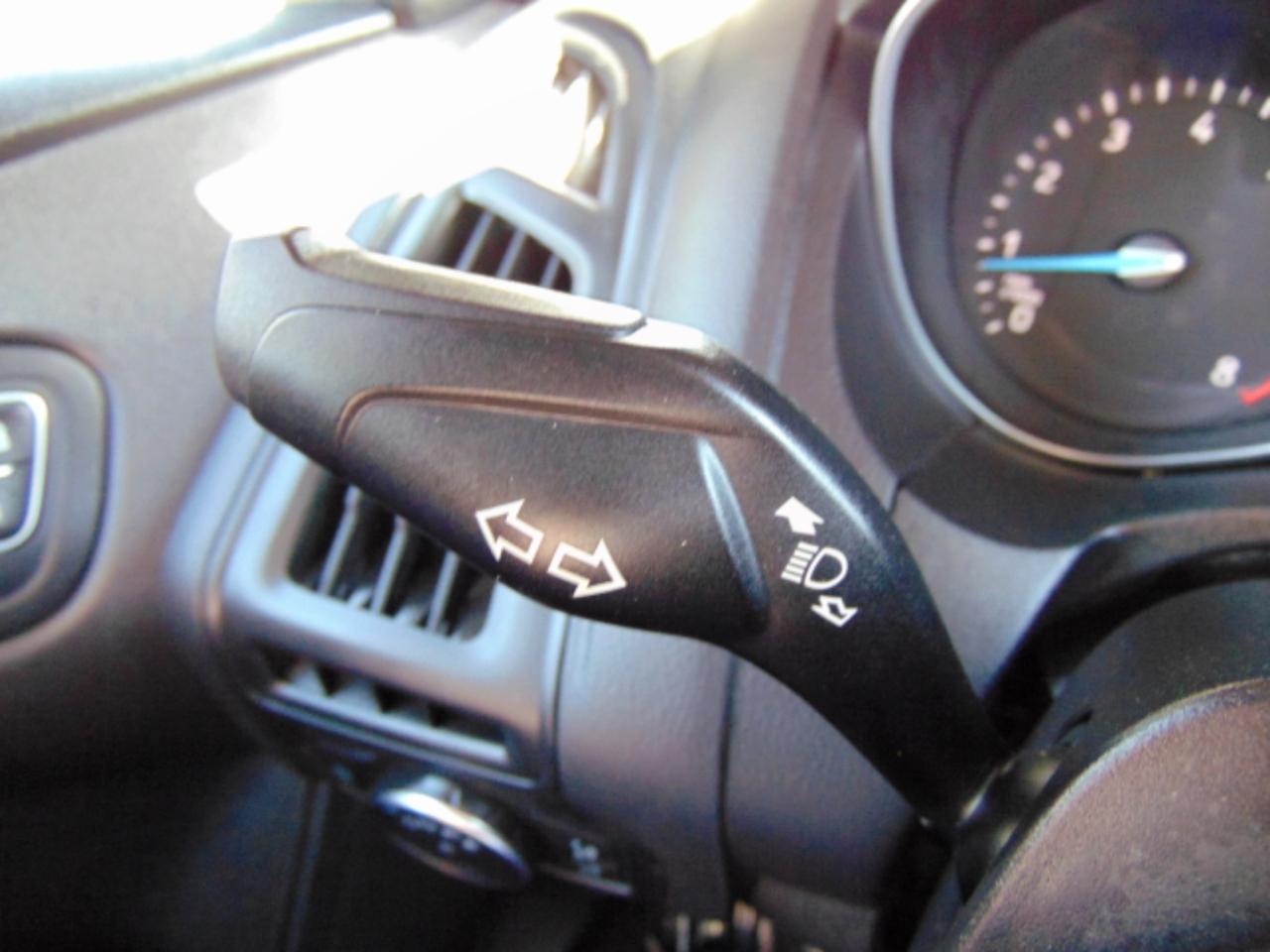 Ford Focus SE Sedan 2018